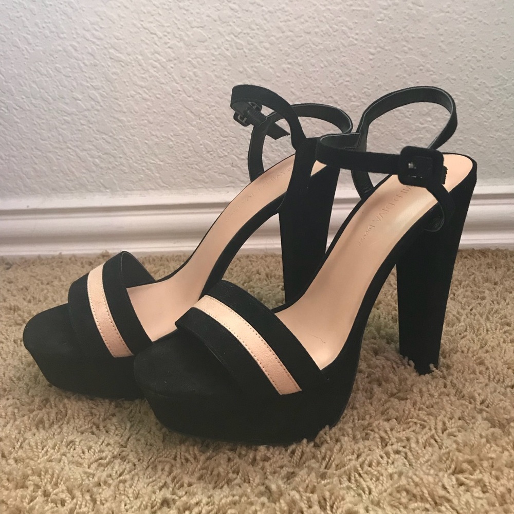 Lola Shoetique black platform heels - Picture 3 of 7